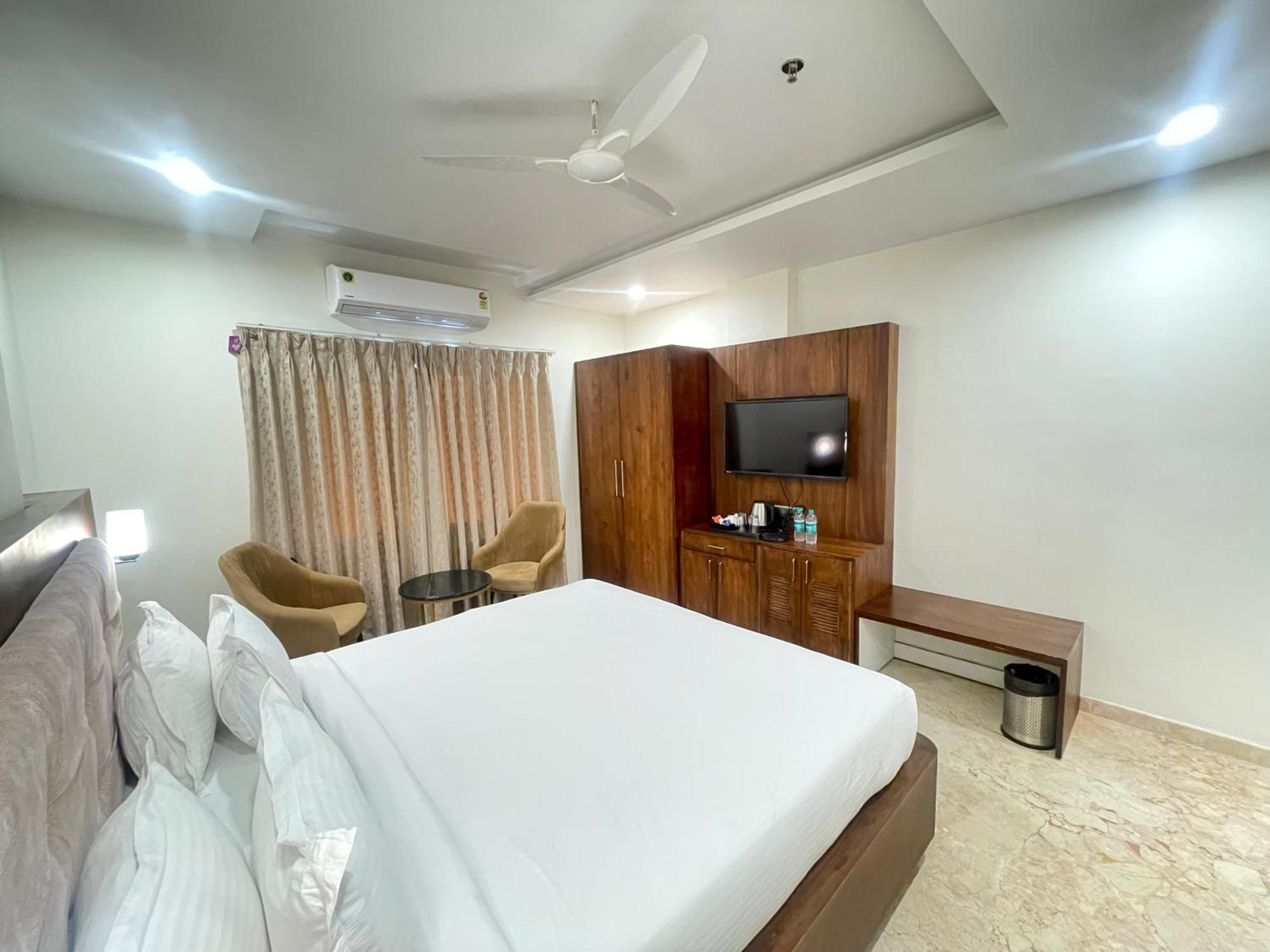 Seasons Sajjangarh Hotel Udaipur Ngoại thất bức ảnh